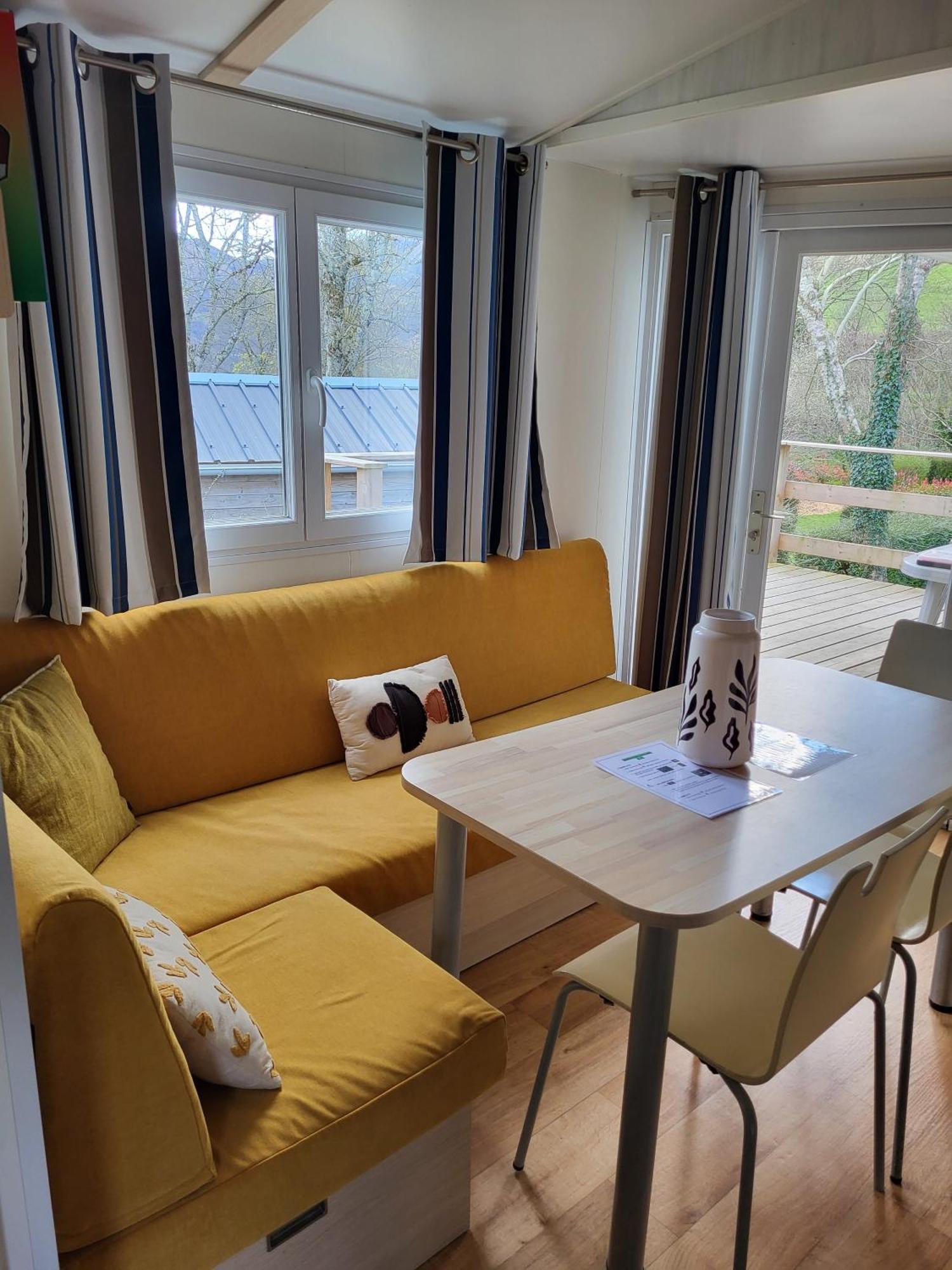 Camping Ixtila Mobilhome Betzuela ラロー エクステリア 写真
